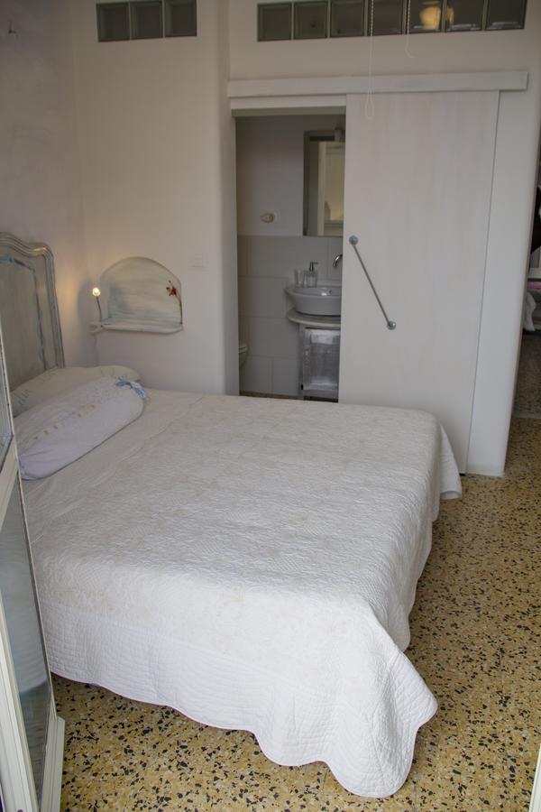 Da Rita Apartment San Terenzo Luaran gambar